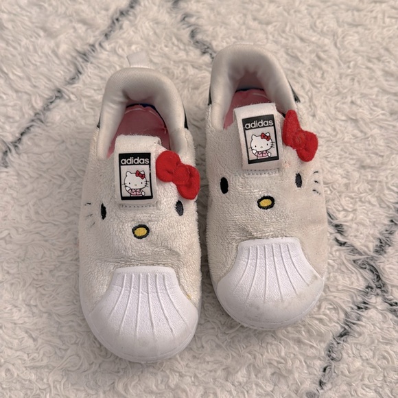 Adidas x Hello Kitty - Superstar 360 I - size 9.5k toddler - Picture 1 of 9